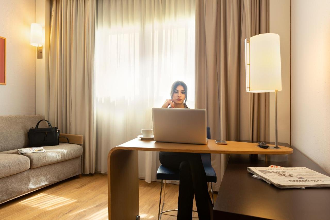 Novotel Caserta Sud Luaran gambar