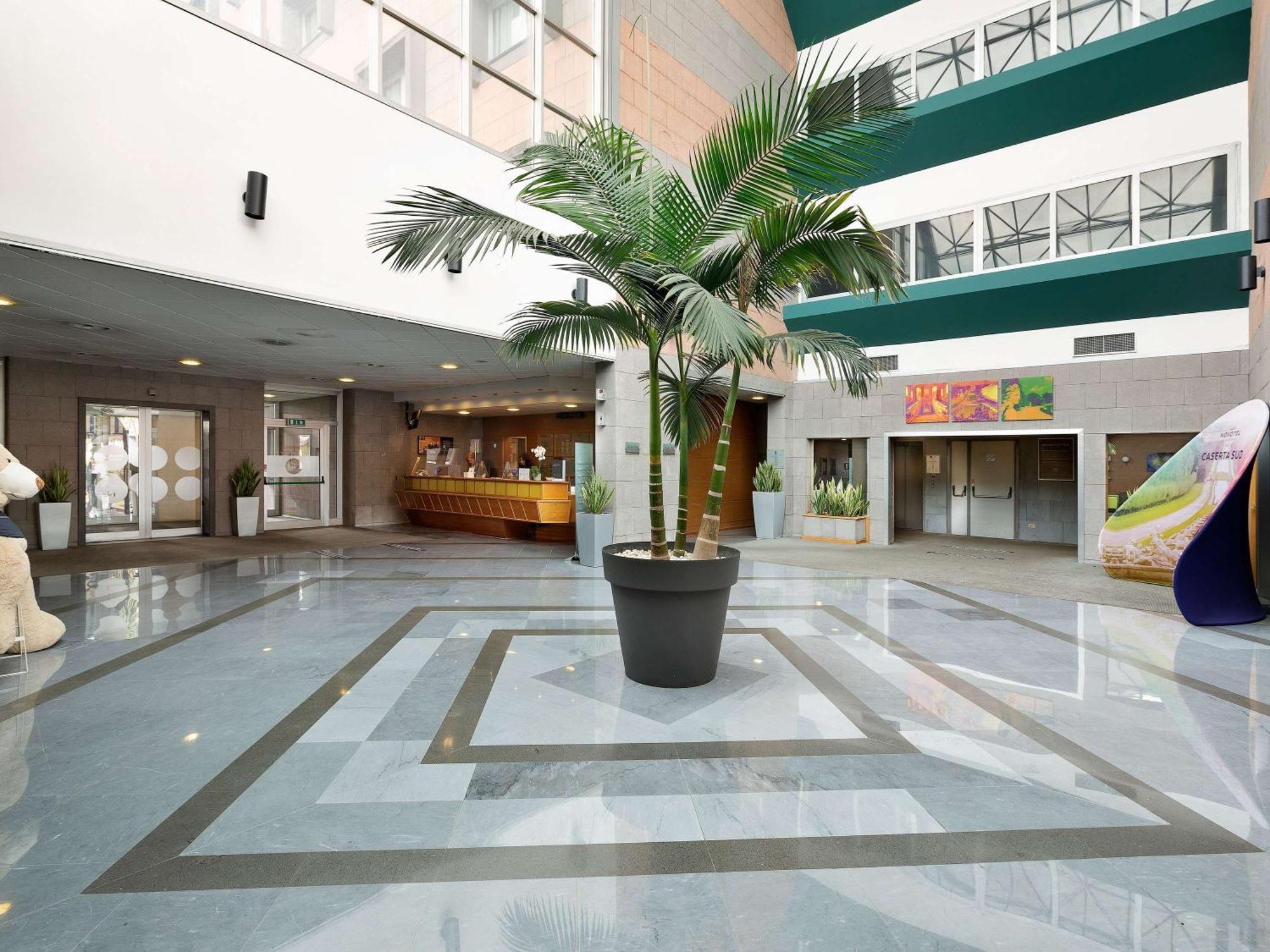 Novotel Caserta Sud Luaran gambar